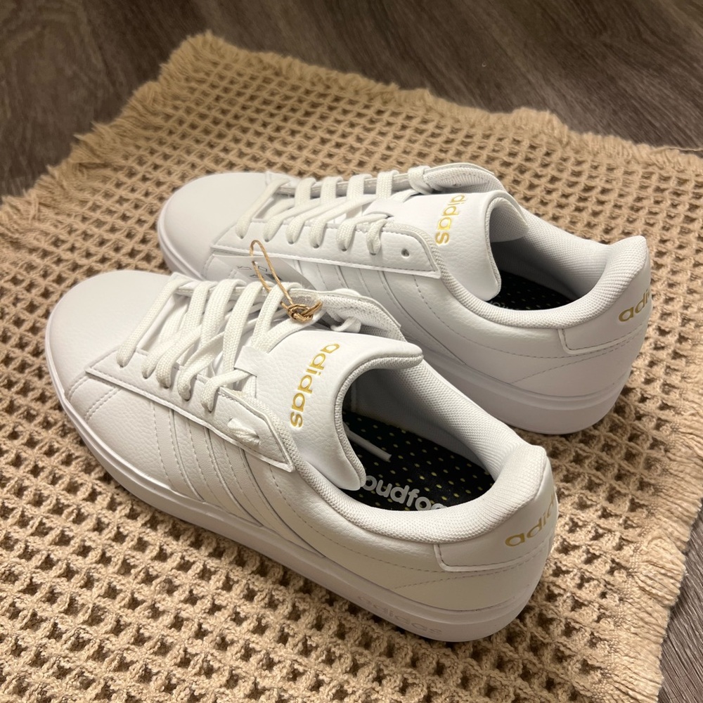 adidas White Grand Court 2.0 Sneakers with Gold Accent - Picture 9 of 12